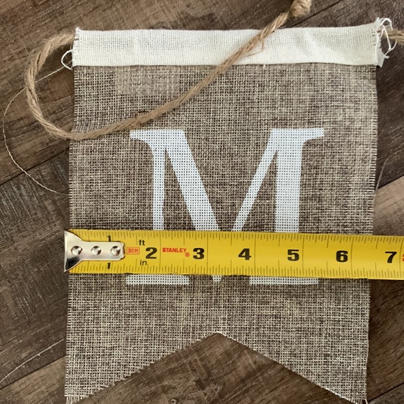 NWT Mr. & Mrs. Burlap Banner - Picture 6 of 6